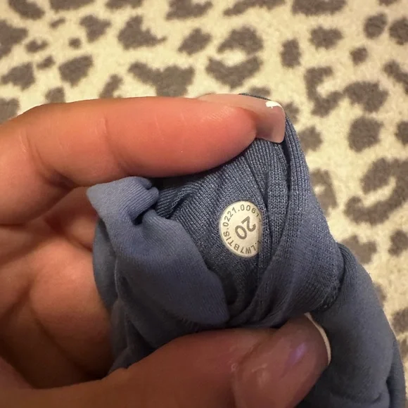 Lululemon periwinkle Blue align biker shorts - Picture 6 of 6